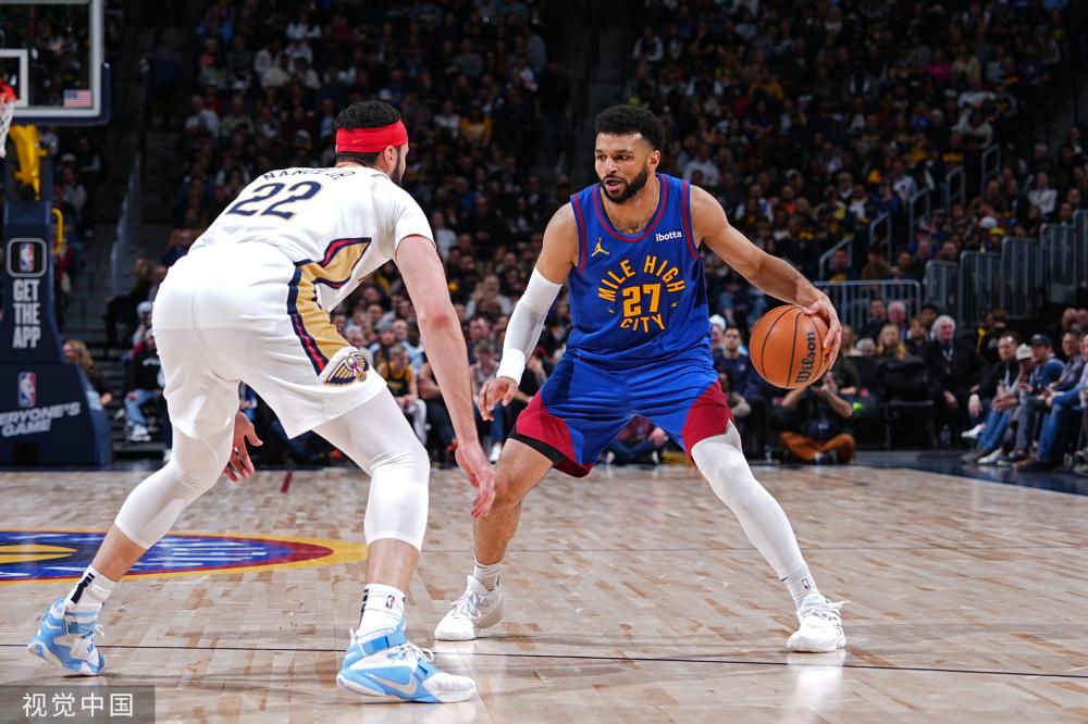 持竞争力的 持竞争力的