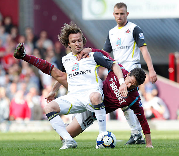 的进攻夺得 的进攻夺得