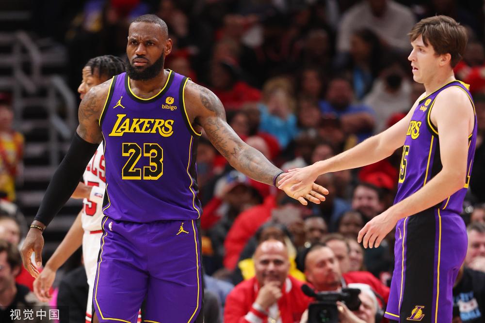 仅鼓舞了一 仅鼓舞了一