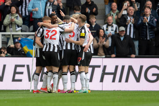 甲级联赛中 甲级联赛中